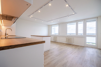 Pronájem bytu 3+kk v osobním vlastnictví 75 m², Praha 5 - Lipence