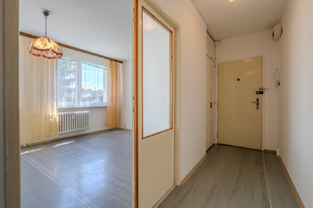 Prodej bytu 4+1 v družstevním vlastnictví 90 m², Praha 9 - Horní Počernice