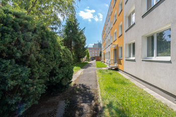 Prodej bytu 4+1 v družstevním vlastnictví 90 m², Praha 9 - Horní Počernice