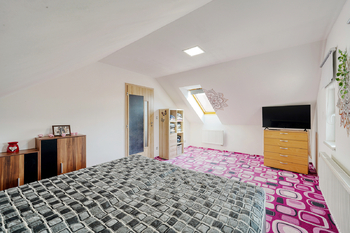Prodej domu 153 m², Křelovice