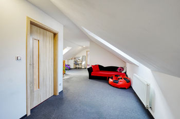 Prodej domu 153 m², Křelovice