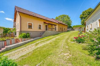 Prodej domu 153 m², Křelovice