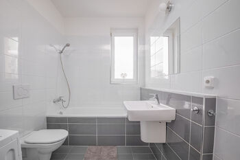 Prodej bytu 1+kk v osobním vlastnictví 39 m², Praha 5 - Stodůlky