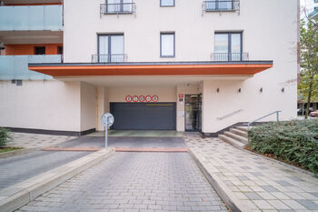 Prodej bytu 1+kk v osobním vlastnictví 39 m², Praha 5 - Stodůlky
