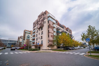 Prodej bytu 1+kk v osobním vlastnictví 37 m², Praha 5 - Košíře
