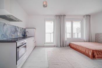 Prodej bytu 1+kk v osobním vlastnictví 39 m², Praha 5 - Stodůlky