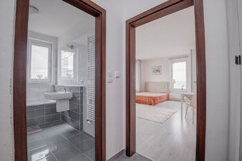 Prodej bytu 1+kk v osobním vlastnictví 39 m², Praha 5 - Stodůlky