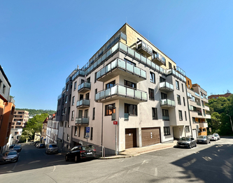 Prodej bytu 1+kk v osobním vlastnictví 37 m², Praha 5 - Košíře