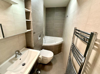 Prodej bytu 1+kk v osobním vlastnictví 37 m², Praha 5 - Košíře