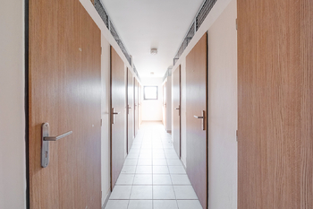 Sklepní kóje - Pronájem bytu 2+kk v osobním vlastnictví 86 m², Praha 9 - Letňany