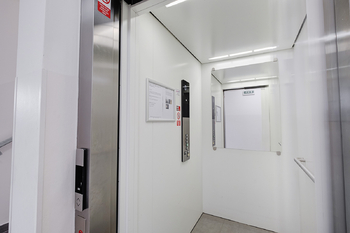 Výtah - Pronájem bytu 2+kk v osobním vlastnictví 86 m², Praha 9 - Letňany