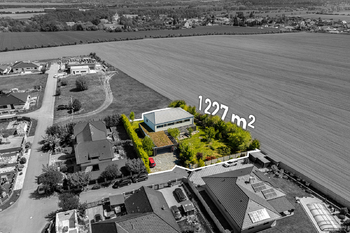 Vyznačení domu se zahradou - Prodej domu 241 m², Sluštice