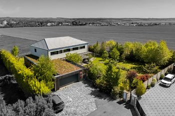 Pohled na dům - Prodej domu 241 m², Sluštice