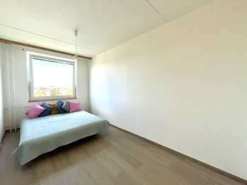 Pronájem bytu 3+1 v osobním vlastnictví 77 m², Praha 4 - Modřany