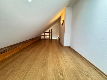 Pronájem bytu 1+kk v osobním vlastnictví 32 m², Dobříš