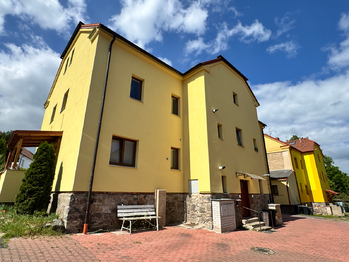 Pronájem bytu 1+kk v osobním vlastnictví 32 m², Dobříš