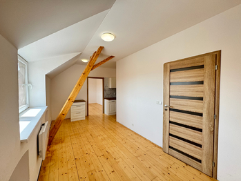 Pronájem bytu 2+kk v osobním vlastnictví 40 m², Dobříš