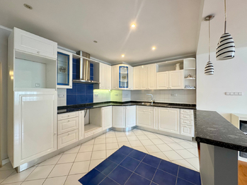 Pronájem bytu 4+kk v osobním vlastnictví 91 m², Praha 10 - Dolní Měcholupy