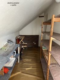 Prodej domu 260 m², Trnov