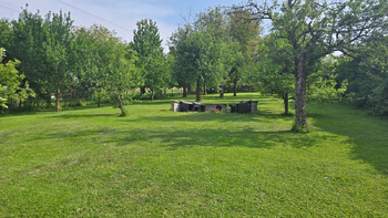 Prodej pozemku 564 m², Hvozdec
