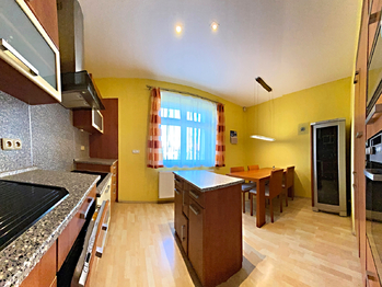 Pronájem bytu 2+1 v osobním vlastnictví 68 m², Praha 8 - Libeň