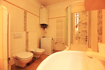 Pronájem bytu 2+1 v osobním vlastnictví 68 m², Praha 8 - Libeň