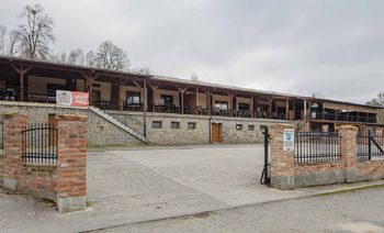 Prodej restaurace 1000 m², Tvarožná Lhota