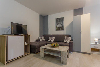 Prodej restaurace 1000 m², Tvarožná Lhota