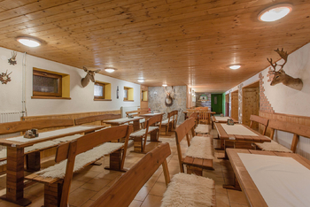 Prodej restaurace 1000 m², Tvarožná Lhota