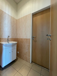Pronájem obchodních prostor 27 m², Břeclav