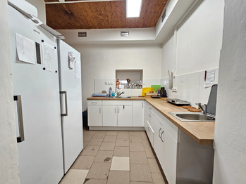 Pronájem obchodních prostor 96 m², Jílové u Prahy