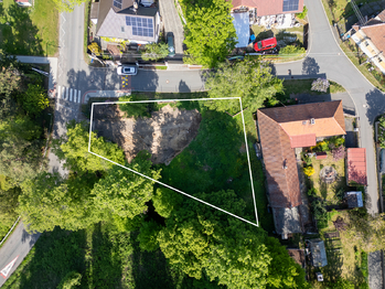 Prodej pozemku 800 m², Panenské Břežany