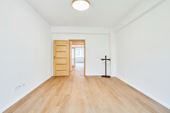 Pronájem bytu 2+1 v osobním vlastnictví 73 m², Praha 10 - Vršovice