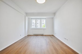 Pronájem bytu 2+1 v osobním vlastnictví 73 m², Praha 10 - Vršovice