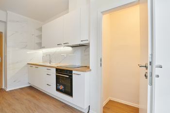 Pronájem bytu 2+1 v osobním vlastnictví 73 m², Praha 10 - Vršovice