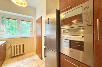 kuchyně - Prodej bytu 3+1 v osobním vlastnictví 82 m², Praha 8 - Kobylisy