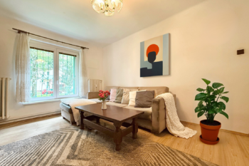 Prodej bytu 3+1 v osobním vlastnictví 72 m², Praha 8 - Kobylisy
