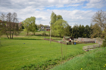 Prodej pozemku 892 m², Hradečno
