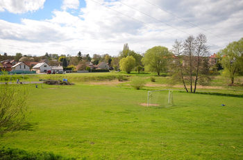 Prodej pozemku 892 m², Hradečno