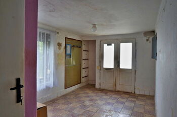 Vstupní zádveří (Rybníček, okr. Vyškov) - Prodej domu 100 m², Rybníček