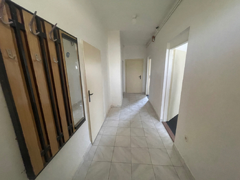 Pronájem domu 150 m², Blažovice