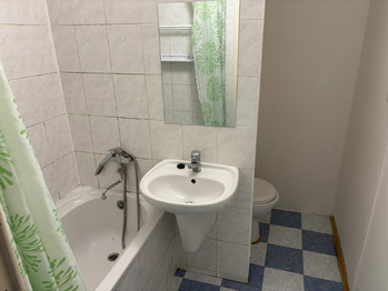 Pronájem bytu 1+1 v družstevním vlastnictví 41 m², Hradec Králové