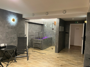 privátní sauna - Pronájem obchodních prostor 192 m², Zubří