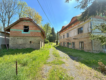 Prodej domu 415 m², Kostelec u Heřmanova Městce