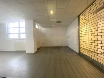 Pronájem obchodních prostor 37 m², Praha 9 - Černý Most