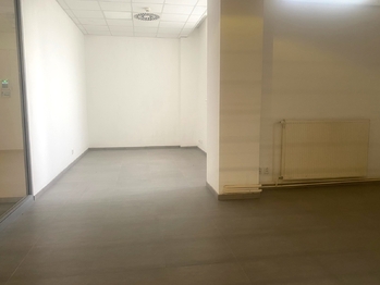 Pronájem obchodních prostor 37 m², Praha 9 - Černý Most