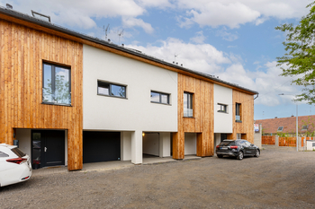 Prodej domu 179 m², Velké Přílepy