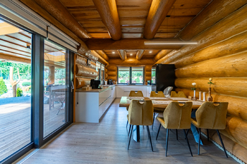 Prodej domu 297 m², Milešovice