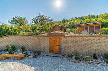 Prodej domu 297 m², Milešovice