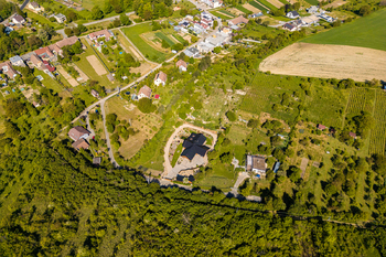 Prodej domu 297 m², Milešovice